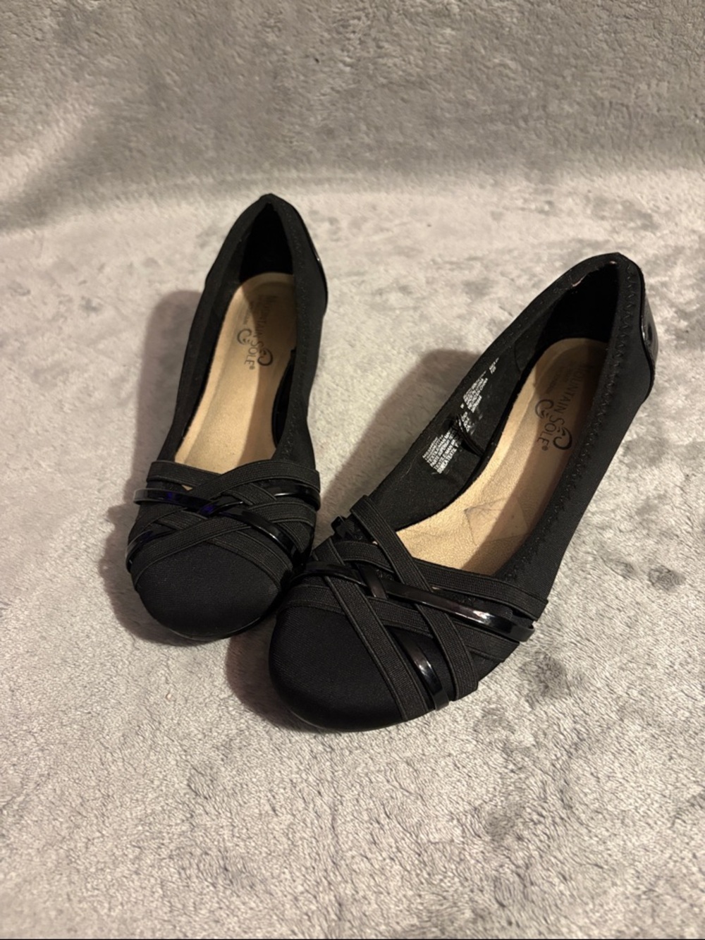 Black Women’s Dress Flats with Crisscross Straps